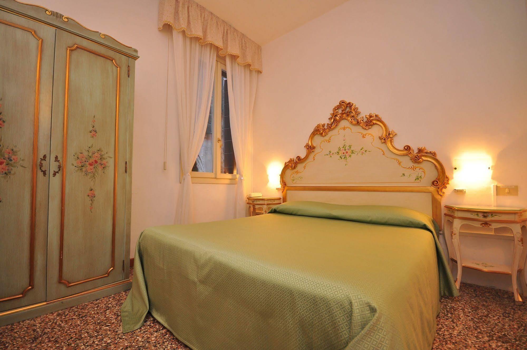 Casa Petrarca * Venecia